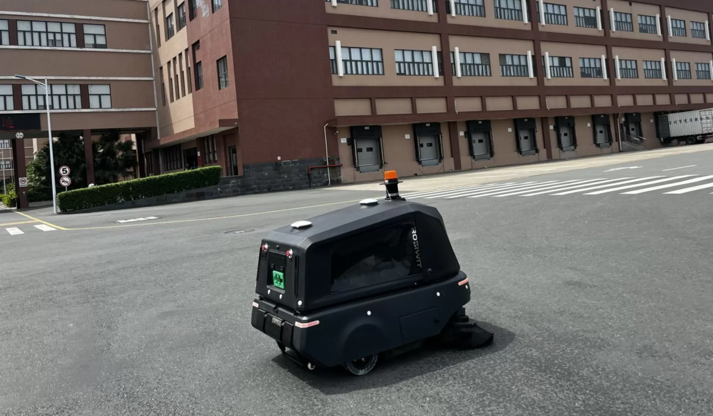 factory floor cleaning