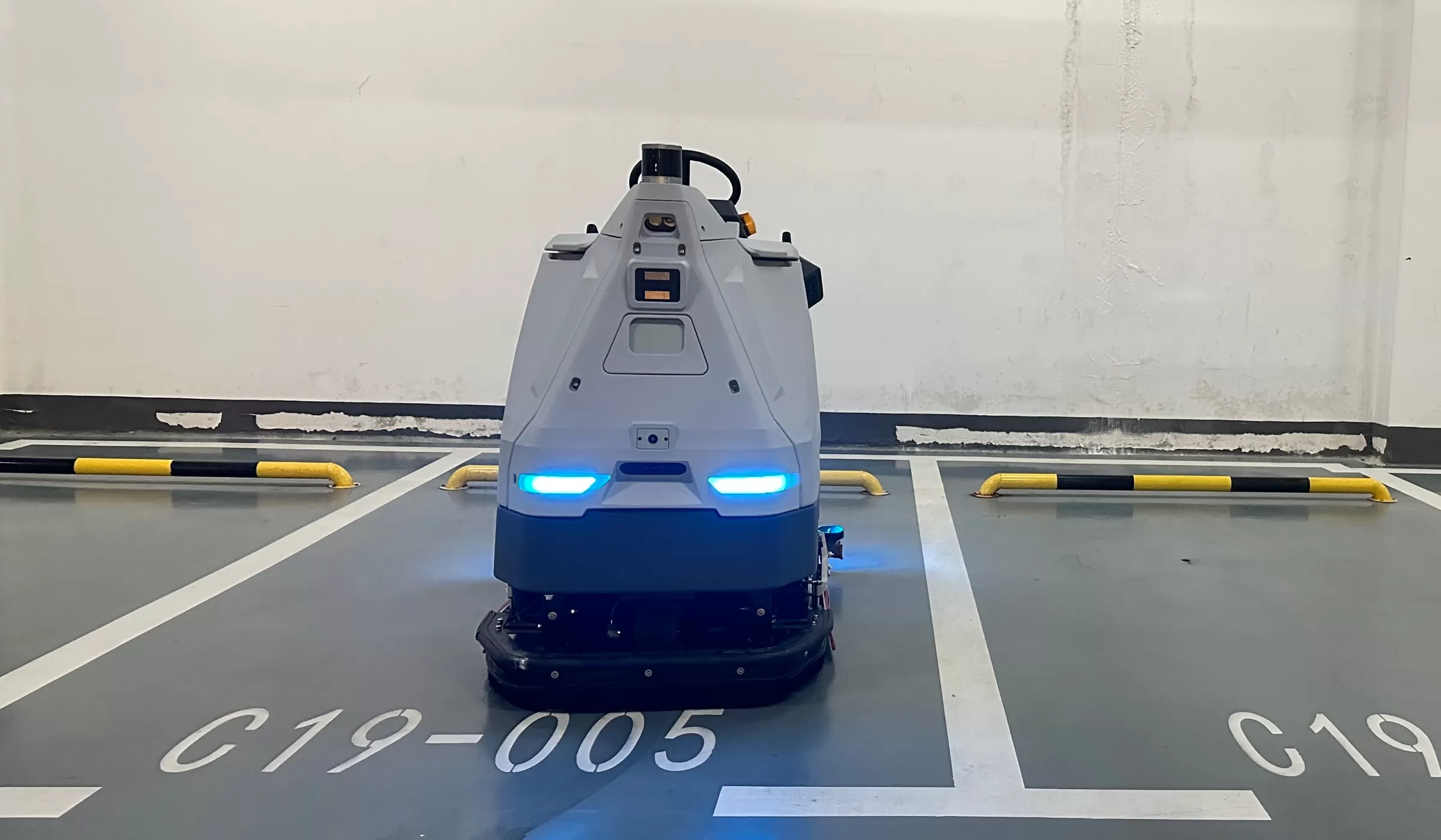 industrial floor cleaner solution